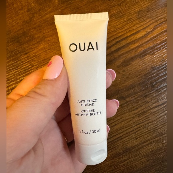 💕Anti Frizz Cream - Picture 1 of 2